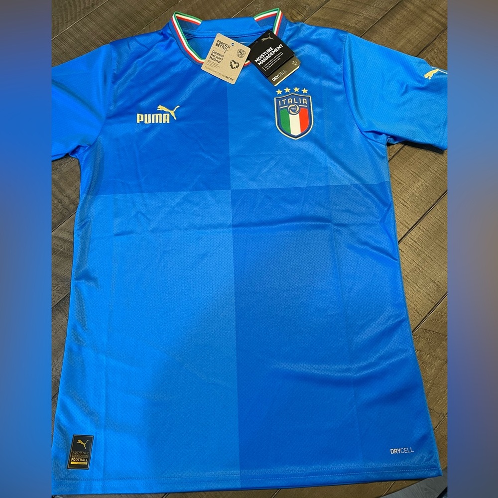 Italy Authentic Men’s Puma Football / Soccer Jersey